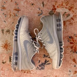 Nike Air Max Light Gray Sneakers